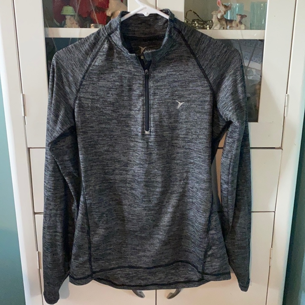 Old Navy Active pull over SZ XS. EUC